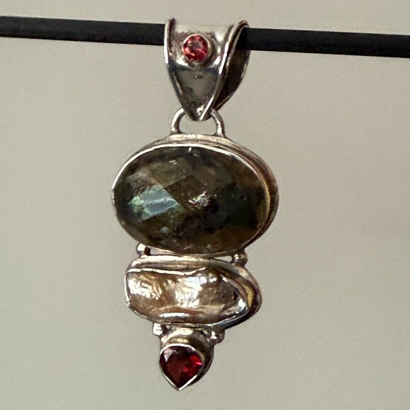 Jewelry - Vintage Green Labradorite(?) Garnet Pearl Pendant 925 Silver Setting